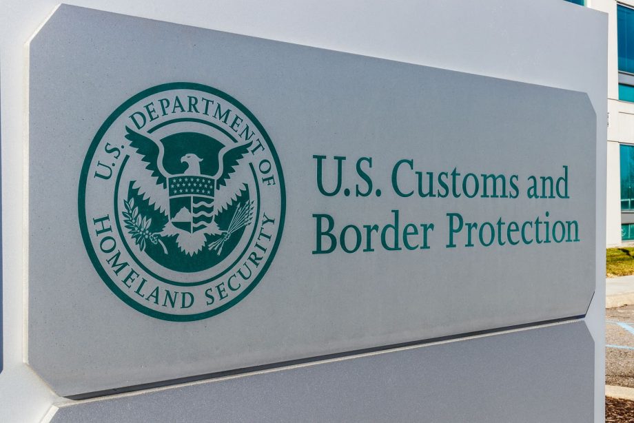 ICE Enforcement – Green Card Holders to Seek Citizenship