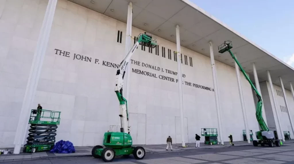 Joyce Beatty Sues to stop Trump-Kennedy centre name change