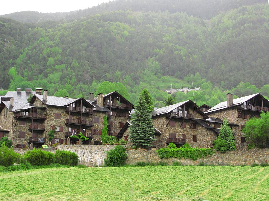Why Mountain Regions Are Becoming a Top Choice for Second Homes