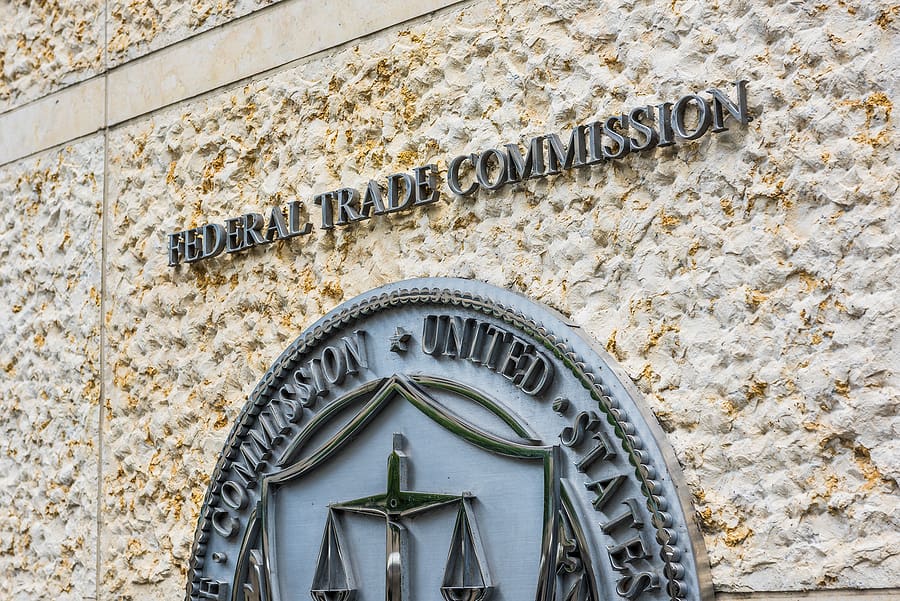 FTC Chairman Warns Apple CEO