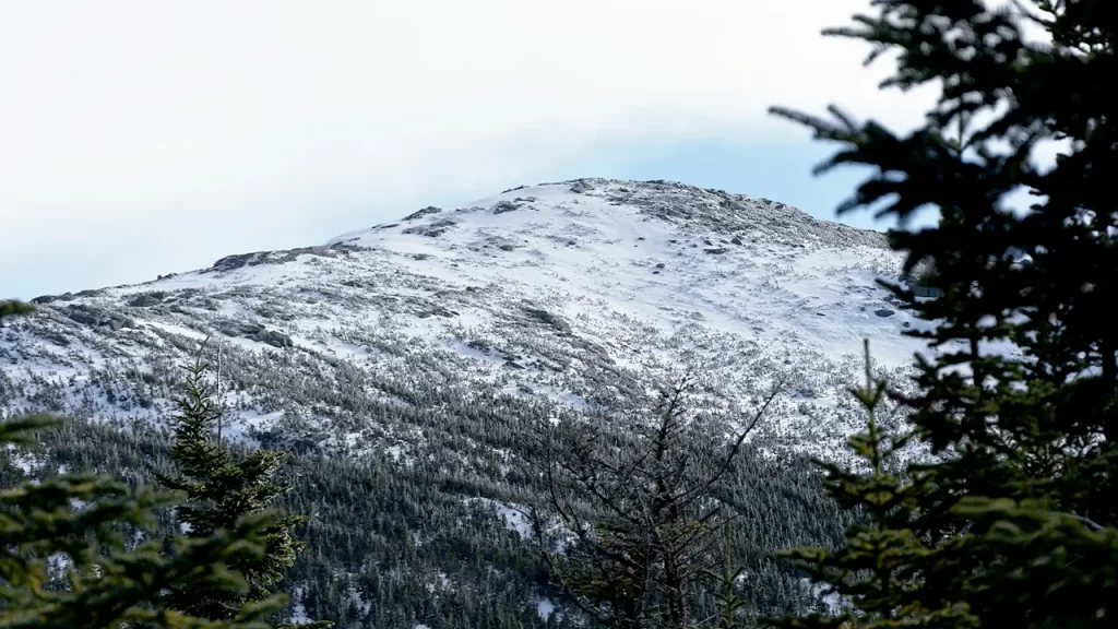 21-year-old New Jersey hiker dies after slip near Mount Marcy summit