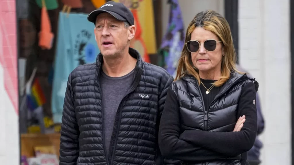 Savannah Guthrie seen in public for first time since mother’s disappearance