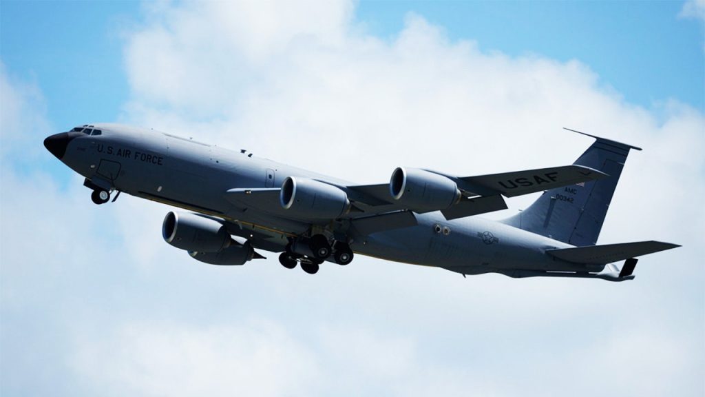 Four US service members dead after aircraft goes down in Iraq and more top headlines