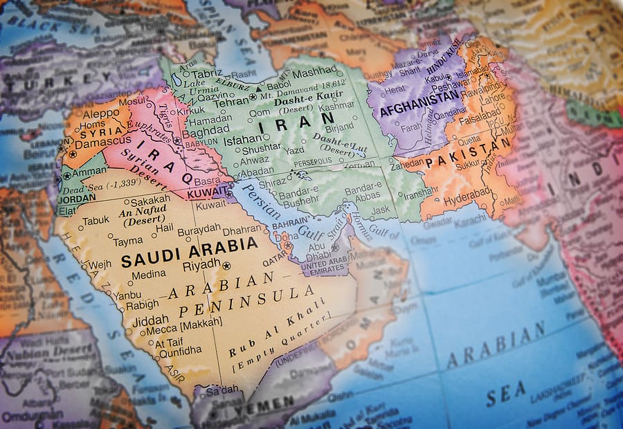 Iran War Pressures Growth and Fuels Inflation Fears