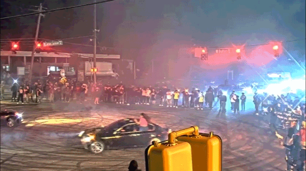 Illegal street racing takeover draws 200 people to Atlanta intersection