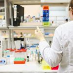 How to Pick the Best Mixer for Viscous Laboratory Liquids