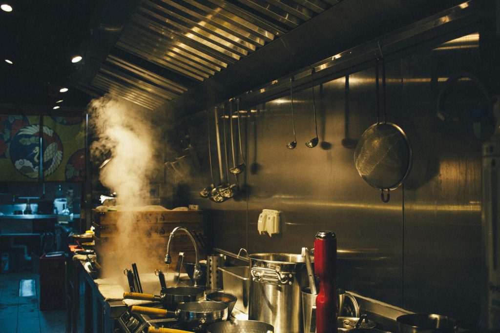 How Restaurants Schedule Emergency Repairs Fast