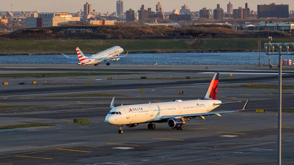 LaGuardia Airport closes runway over 2-inch pavement depression found