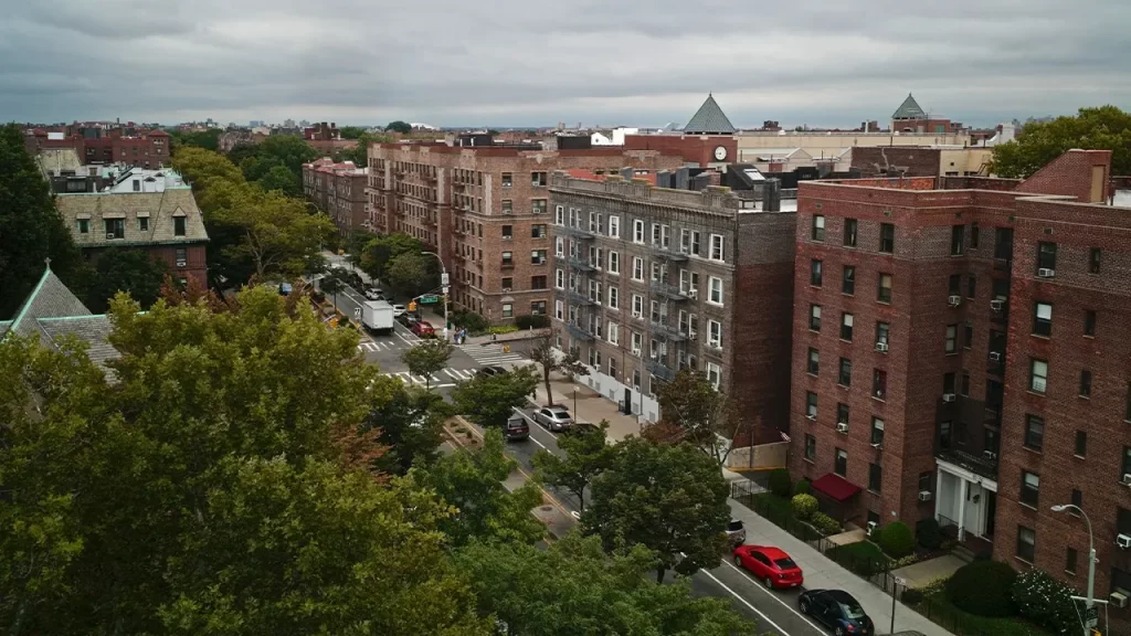 Elderly couple dies after violent stabbing inside Queens apartment