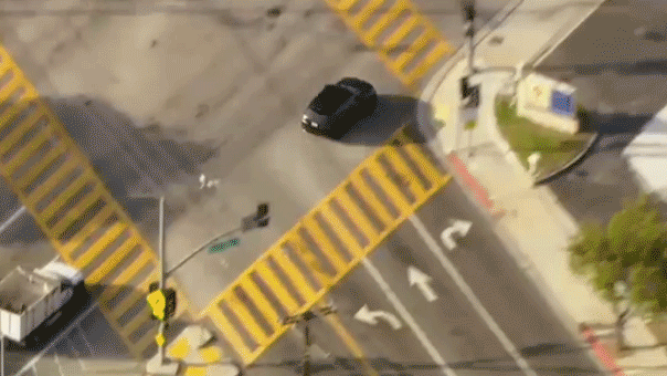 High-speed Range Rover chase of fleeing suspect ends in Montebello